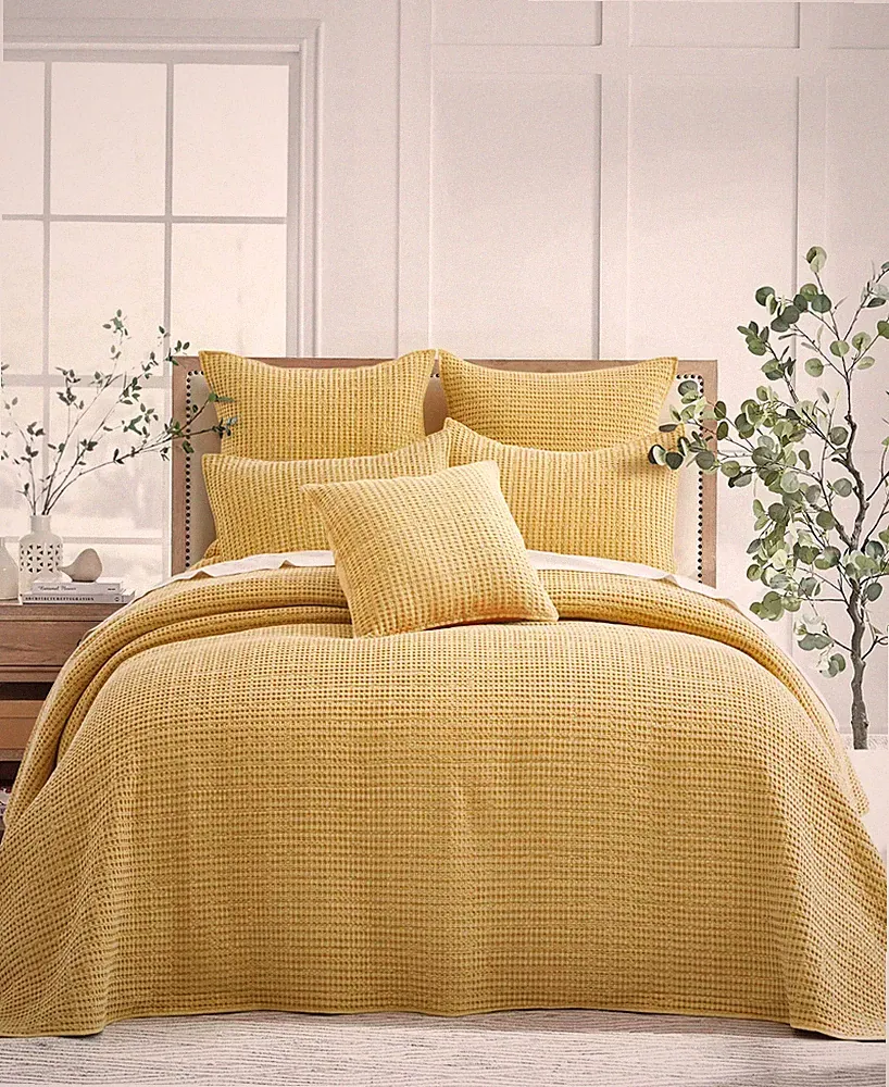Levtex Home Mills Waffle Classic 3-Pc. Bedspread Set, Full - Ochre (Mustard)