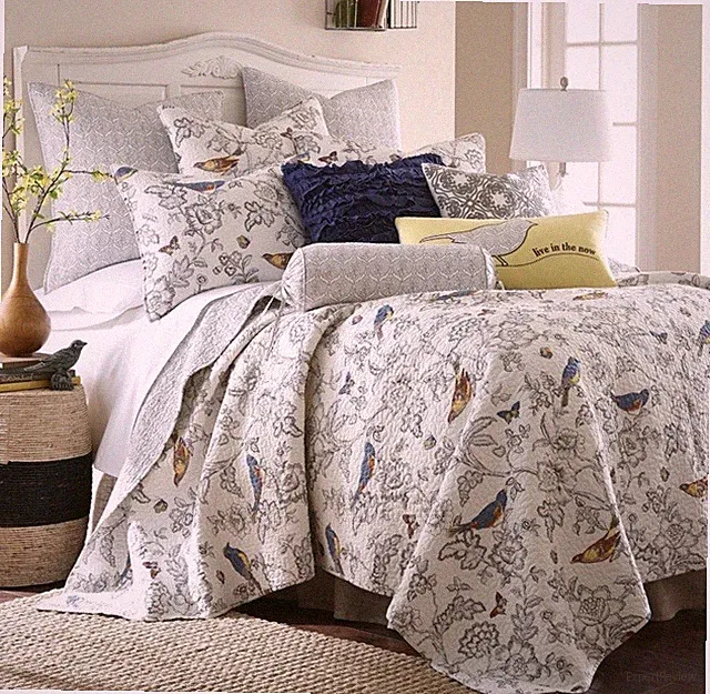 Levtex Home Mockingbird Reversible FULL/QUEEN Quilt & 2 Standard Shams Set