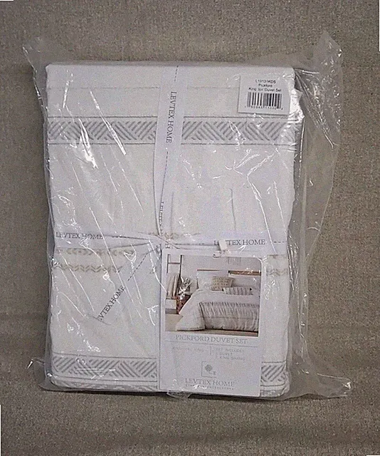 Levtex Home Pickford Duvet Set 3 Piece King/Cal King NWT 100% Cotton